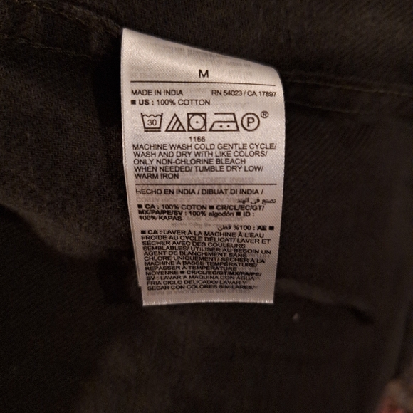 Men's Old Navy Button up Shirt - Dark Green/Olive Size Medium - Picture 3 of 4